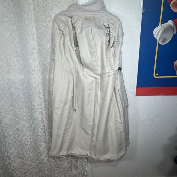 Diane Von Furstenberg Wool Blend Coat size 0 (XS) - Picture 3 of 9